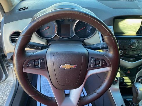 Used 2015 Chevrolet Cruze LT image 15
