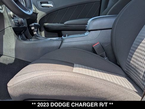 Used 2023 Dodge Charger R/T w/ Blacktop Package RWD image 17