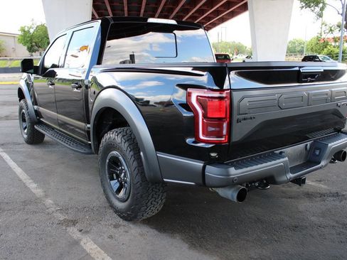 Used 2017 Ford F150 Raptor w/ Equipment Group 802A Luxury AWD/4WD image 8