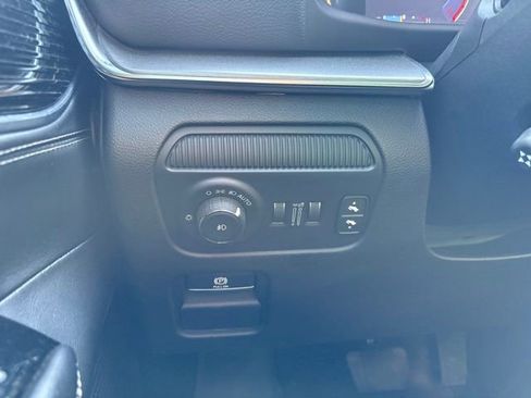 Used 2024 Jeep Wagoneer Series II AWD/4WD image 17