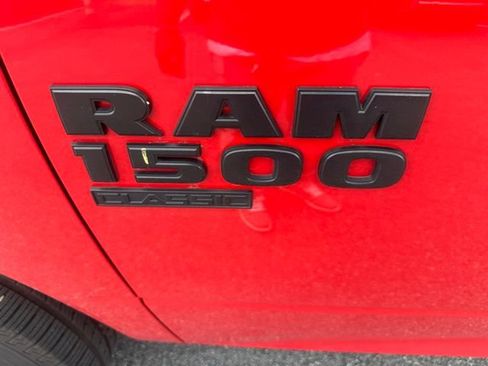 Used 2024 RAM 1500 Warlock AWD/4WD image 9