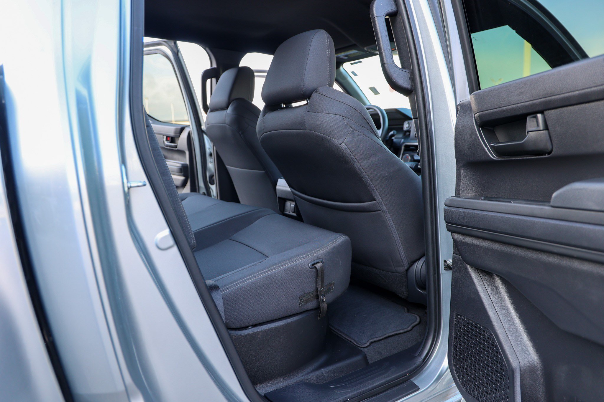 Certified 2025 Toyota Tacoma SR AWD/4WD image 37