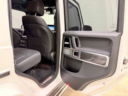 Used 2022 Mercedes-Benz G 63 AMG 4MATIC w/ AMG Performance Package image 52