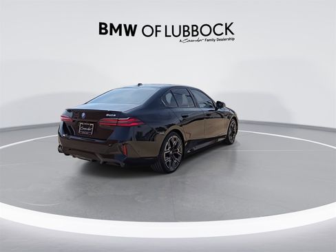 Used 2026 BMW 550e xDrive image 8