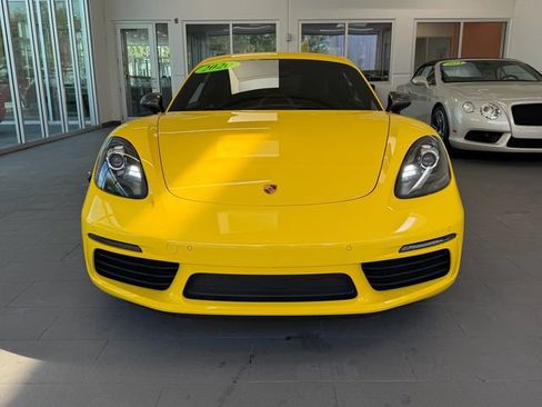 Used 2020 Porsche 718 Cayman RWD image 2