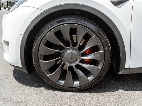 Used 2020 Tesla Model Y Performance AWD/4WD image 31