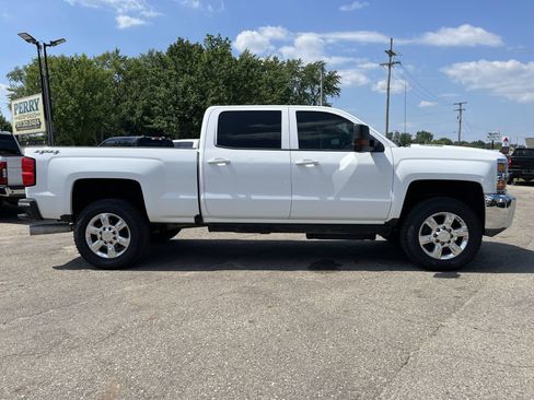 Used 2016 Chevrolet Silverado 2500 W/T w/ WT Convenience Package AWD/4WD image 5