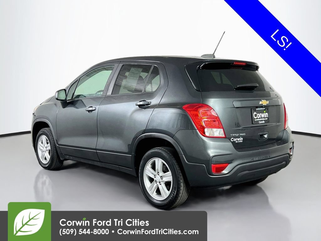 Used 2020 Chevrolet Trax LS w/ Tint and Cruise Package AWD/4WD image 10