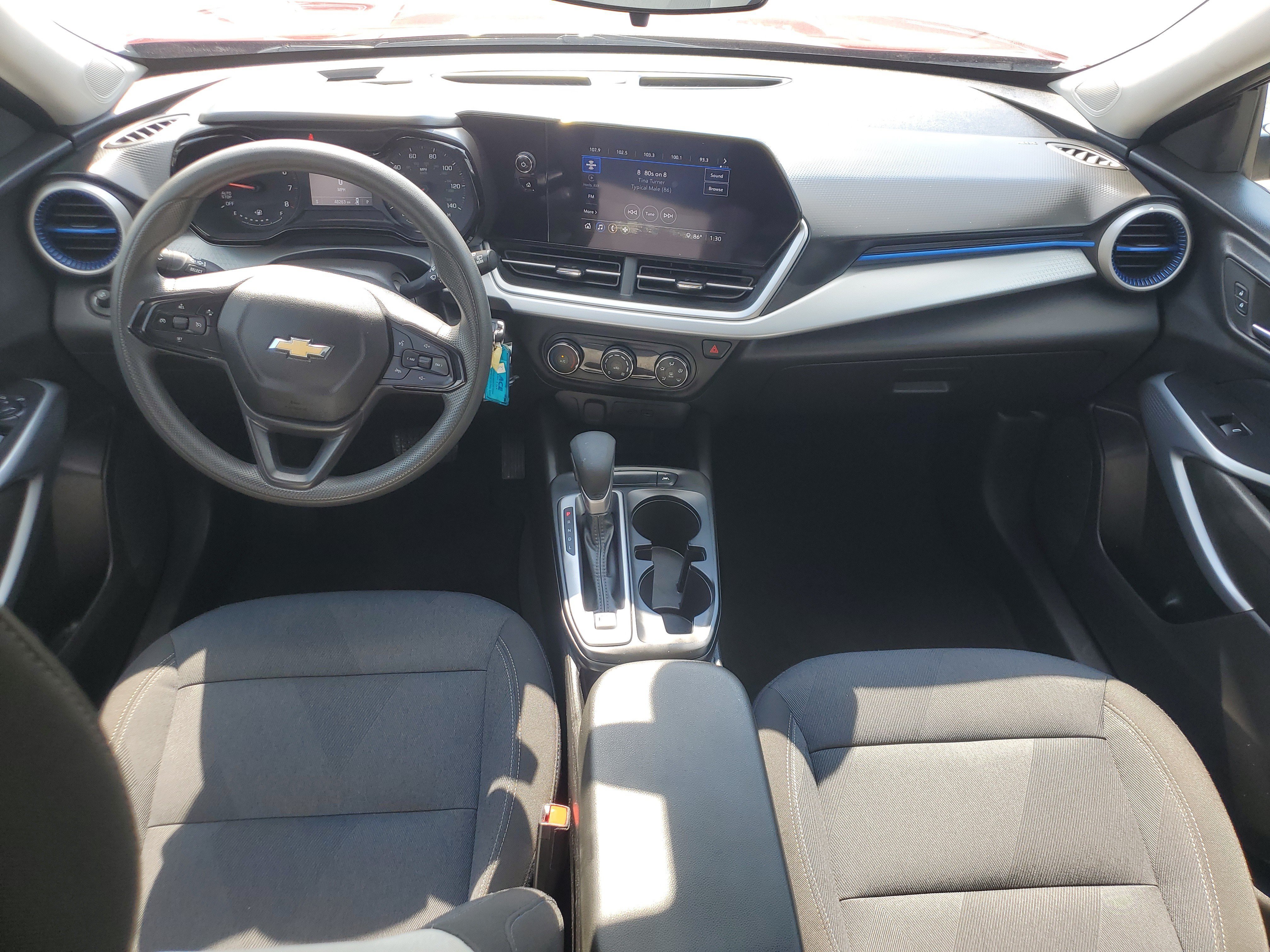 Used 2025 Chevrolet Trax LS FWD image 15
