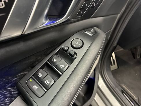 Used 2022 BMW X5 M w/ Competition Package AWD/4WD image 11