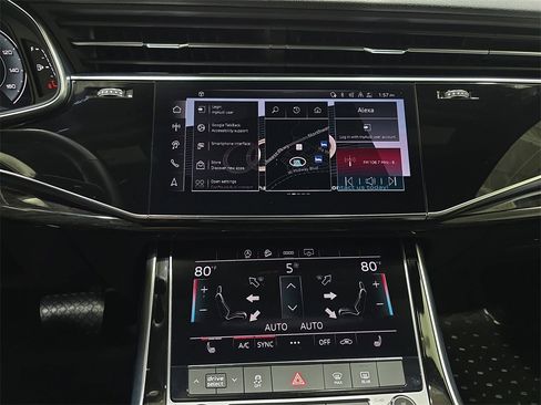 Certified 2025 Audi Q7 2.0T Premium w/ Convenience Plus Package image 20