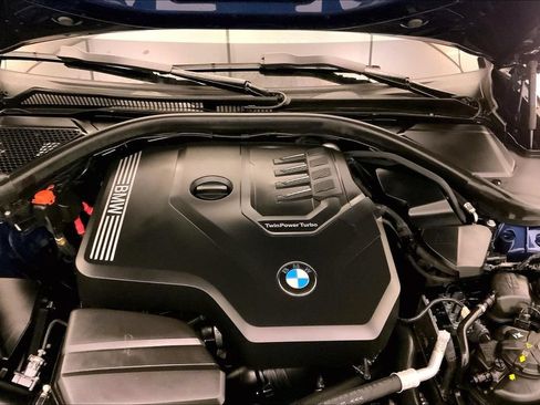Used 2023 BMW 330i xDrive Sedan w/ Premium Package AWD/4WD image 9