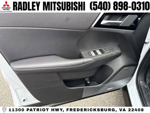 New 2026 Mitsubishi Outlander Trail Edition image 5