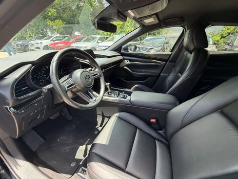 Used 2020 MAZDA MAZDA3 Hatchback w/ Preferred Package FWD image 22