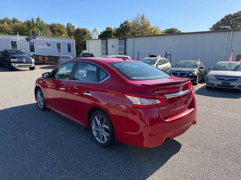 Used 2015 Nissan Sentra SR w/ SR Premium Package image 3