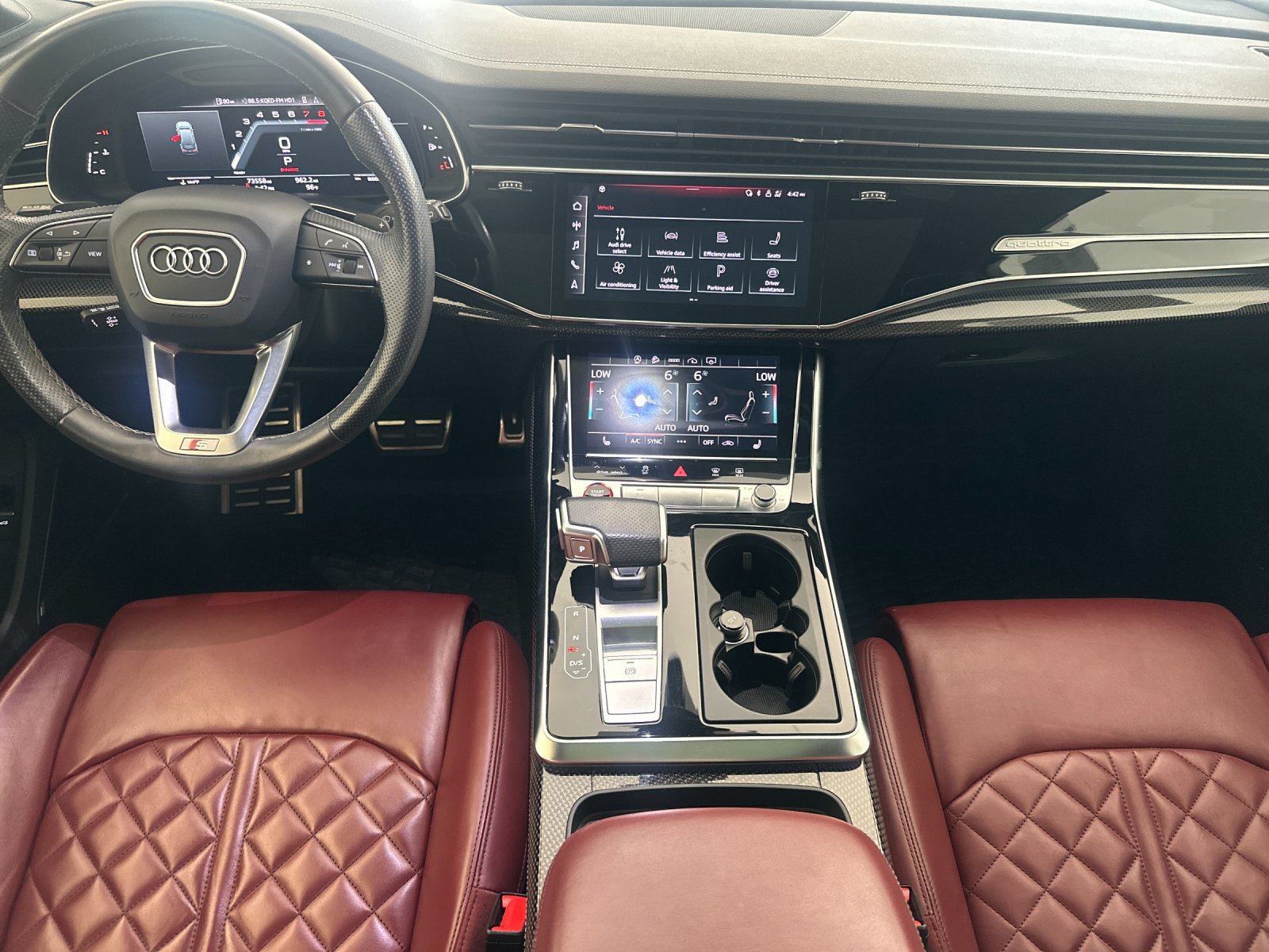Used 2023 Audi SQ7 Premium Plus w/ Black Optic Package AWD/4WD image 13