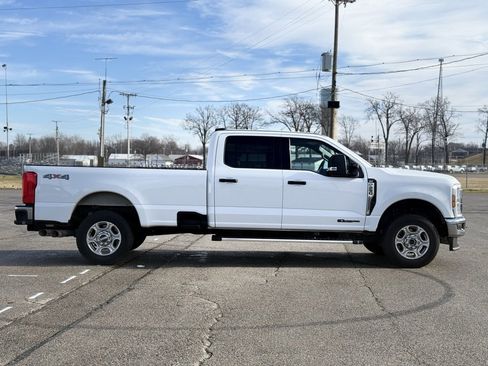 Used 2025 Ford F250 XLT image 4