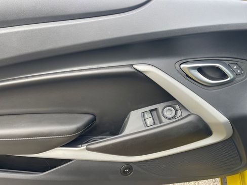 Used 2024 Chevrolet Camaro LT image 10