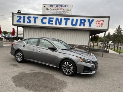 Used 2024 Nissan Altima 2.5 SV