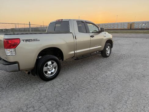 Used 2010 Toyota Tundra 4x4 Double Cab image 5