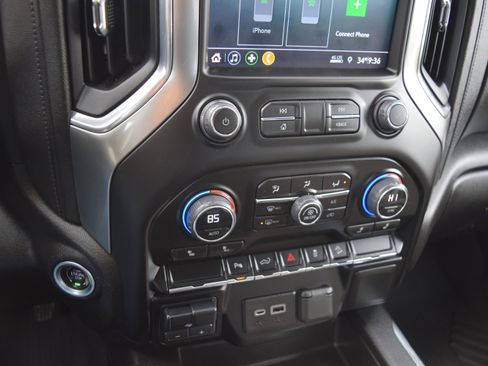 Used 2023 Chevrolet Silverado 2500 LT w/ Convenience Package image 18