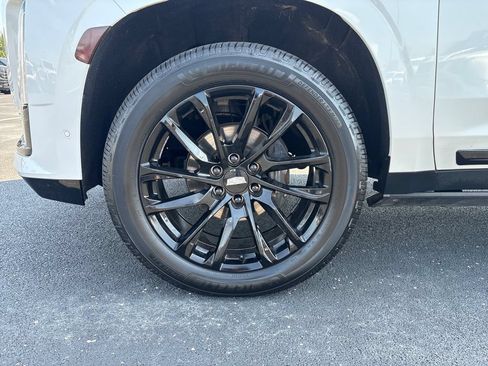 Used 2022 Cadillac Escalade Sport Platinum AWD/4WD image 10
