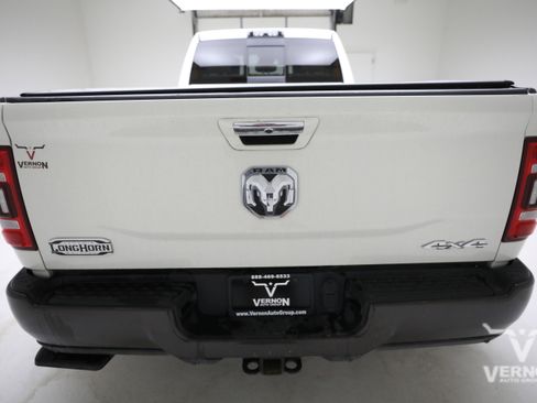 Used 2019 RAM 3500 Limited AWD/4WD image 3