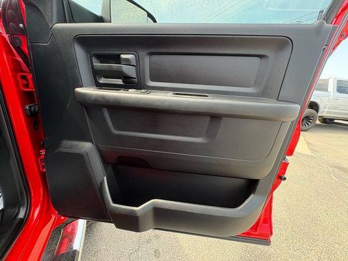 Used 2013 RAM 2500 Tradesman w/ Chrome Appearance Group AWD/4WD image 28