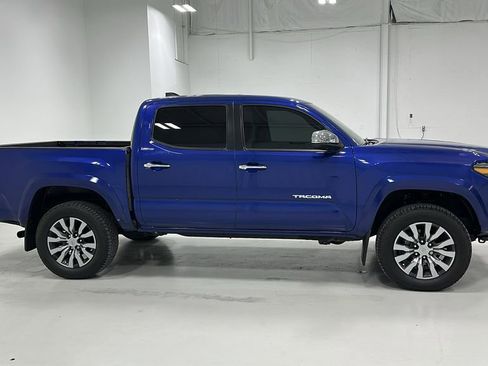 Used 2023 Toyota Tacoma Limited image 6