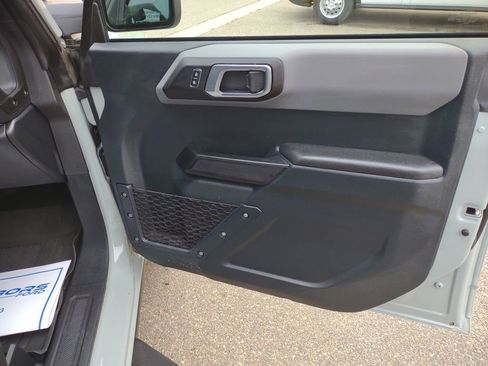 Used 2024 Ford Bronco Big Bend image 29