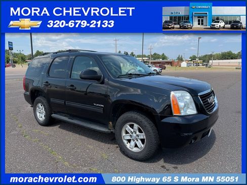 Used 2012 GMC Yukon SLT w/ SLT-2 Equipment Package AWD/4WD image 1