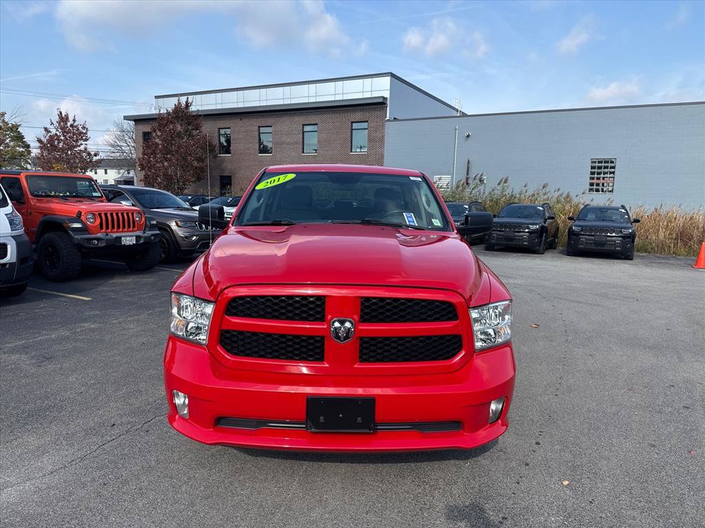 Used 2017 RAM 1500 Express AWD/4WD image 2