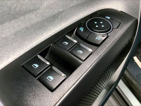 New 2025 Ford Maverick XLT w/ Equipment Group 302A image 18