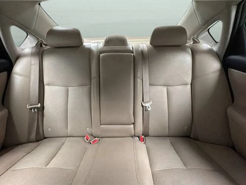 Used 2015 Nissan Altima 2.5 SL w/ Technology Package FWD image 18