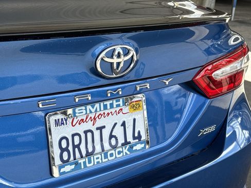 Used 2020 Toyota Camry XSE image 30