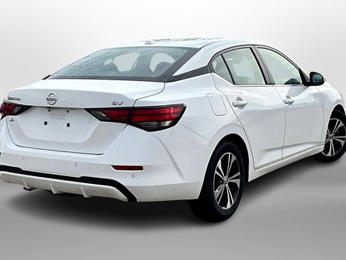 Used 2022 Nissan Sentra SV image 11