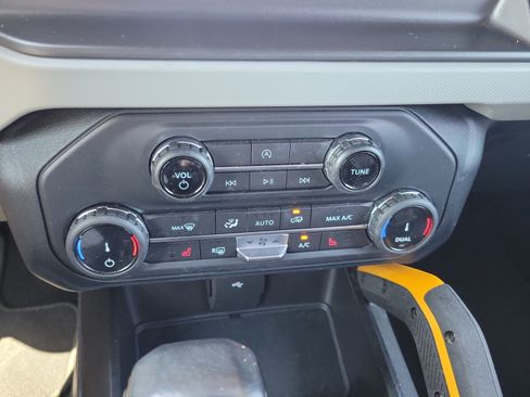 Used 2022 Ford Bronco Badlands AWD/4WD image 29