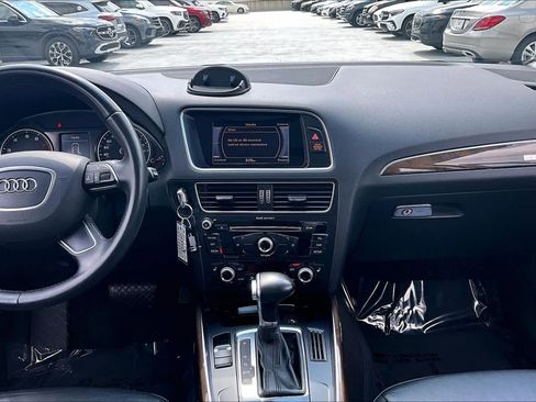 Used 2017 Audi Q5 2.0T Premium image 7