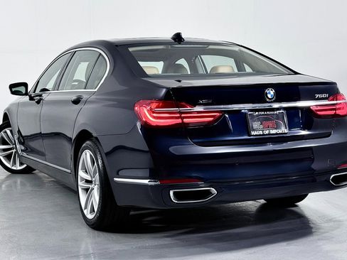 Used 2019 BMW 750i xDrive 750i xDrive w/ Executive Package image 9