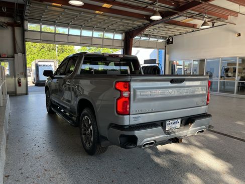 Used 2024 Chevrolet Silverado 1500 High Country w/ Technology Package AWD/4WD image 6