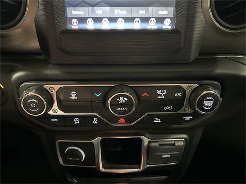 Used 2023 Jeep Wrangler Sport image 20