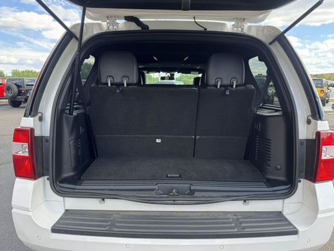 Used 2015 Ford Expedition Limited w/ Equipment Group 301A AWD/4WD image 31