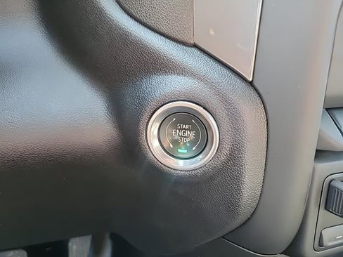 Used 2023 GMC Sierra 1500 Pro w/ Snow Plow Prep Package image 18