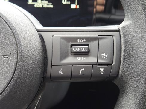Used 2025 Nissan Kicks S FWD image 30