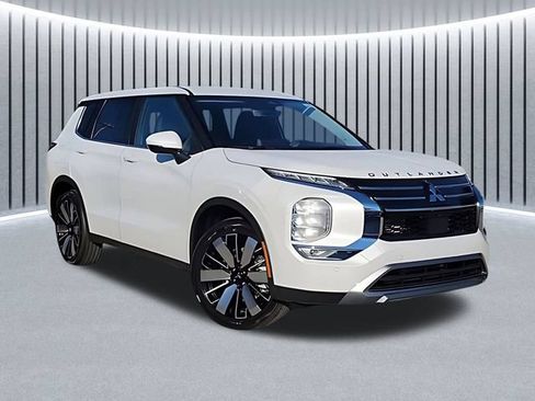 New 2026 Mitsubishi Outlander SE FWD image 1