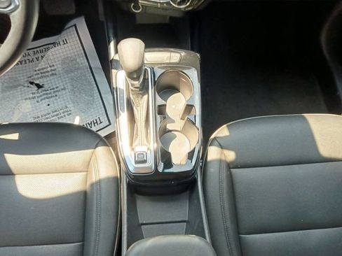 Used 2025 Chevrolet Trax ACTIV w/ Driver Confidence Package FWD image 3