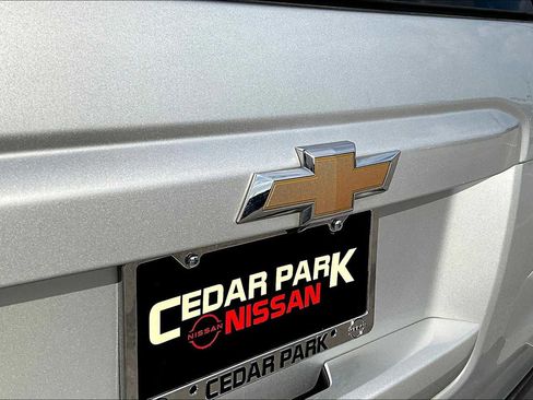 Used 2020 Chevrolet Suburban LT image 30