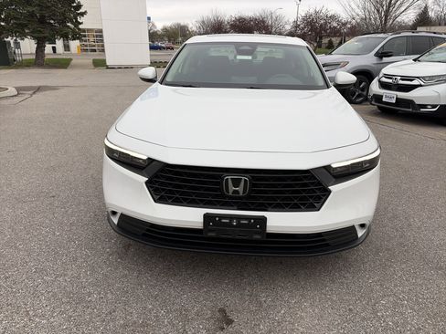 Used 2024 Honda Accord EX image 2