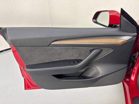 Used 2022 Tesla Model 3 Long Range image 41