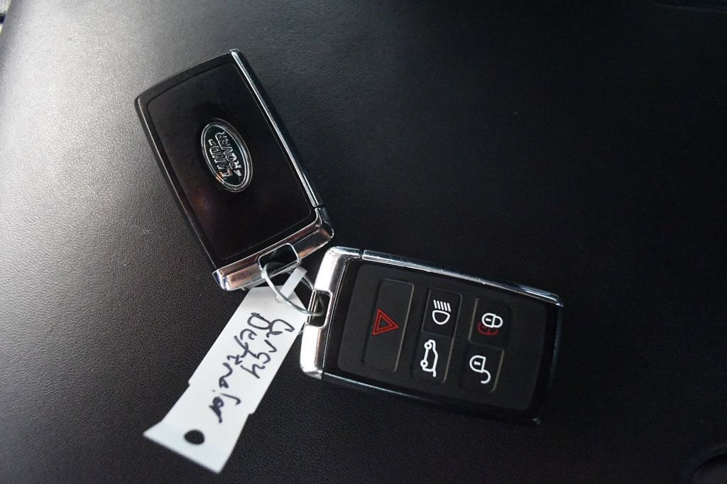 Used 2022 Land Rover Defender 110 X-Dynamic HSE AWD/4WD image 77